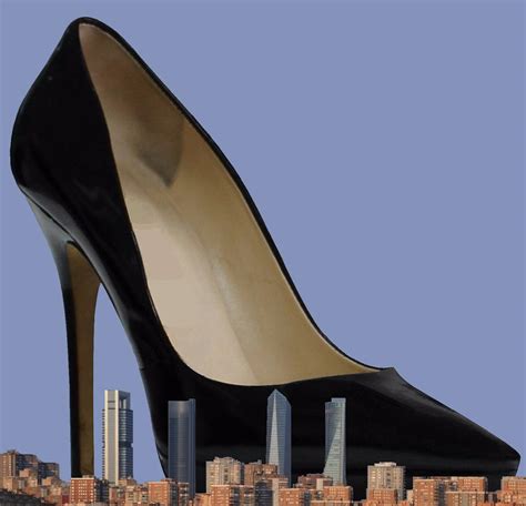 giantess shoes